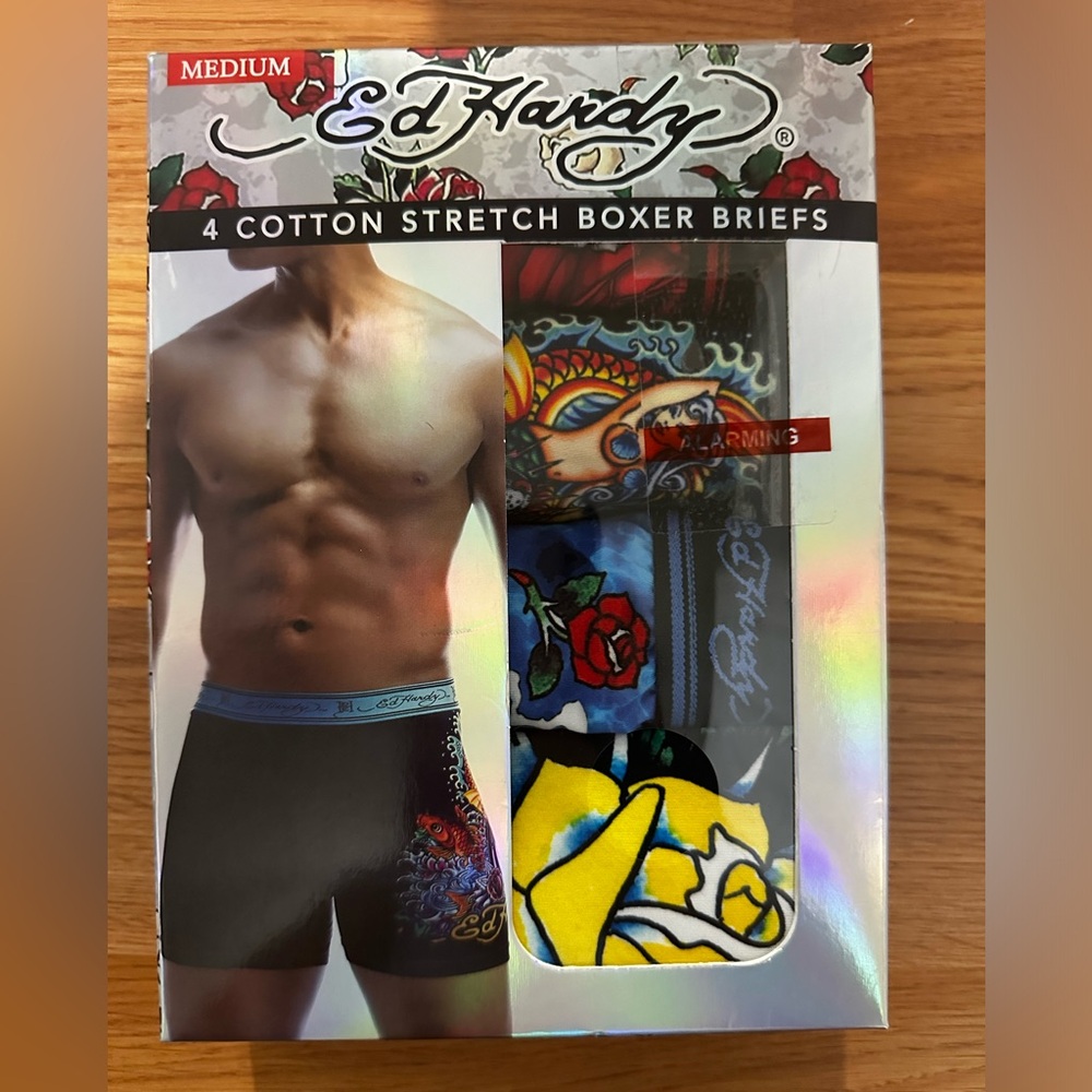 Ed Hardy Mens Size Medium NIB Cotton Stretch Boxer Briefs Underwear 4-Pack Multi